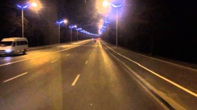 O bătrână, lovită de o maşină în timp ce traversa neregulamentar strada Alecu Russo din Capitală